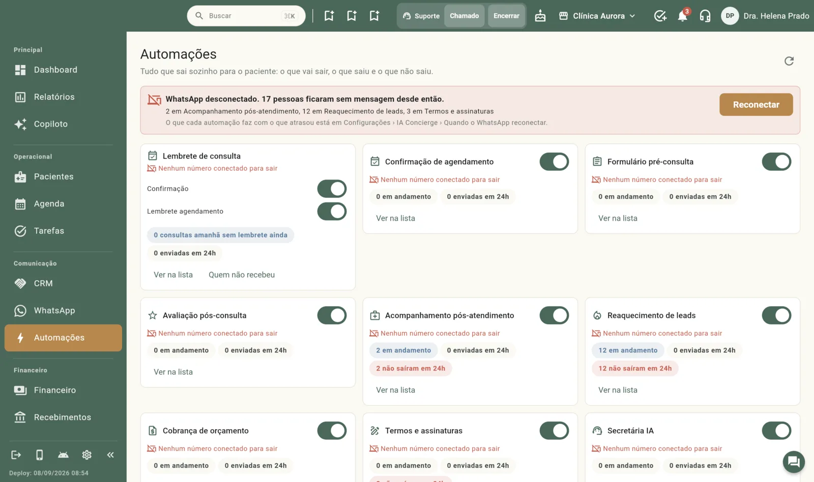 Tela Automações: um cartão por automação. Aqui o WhatsApp está desconectado, por isso a faixa vermelha